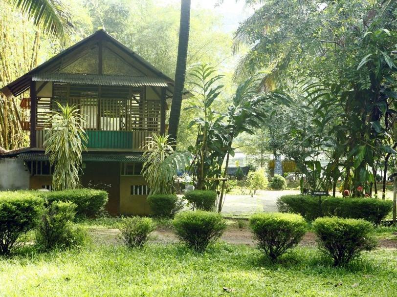 Hotel Soma Birds Lagoon Kotamangalam Exterior foto