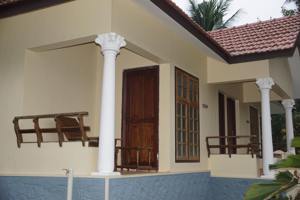 Hotel Soma Birds Lagoon Kotamangalam Exterior foto