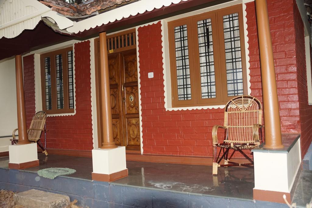 Hotel Soma Birds Lagoon Kotamangalam Exterior foto